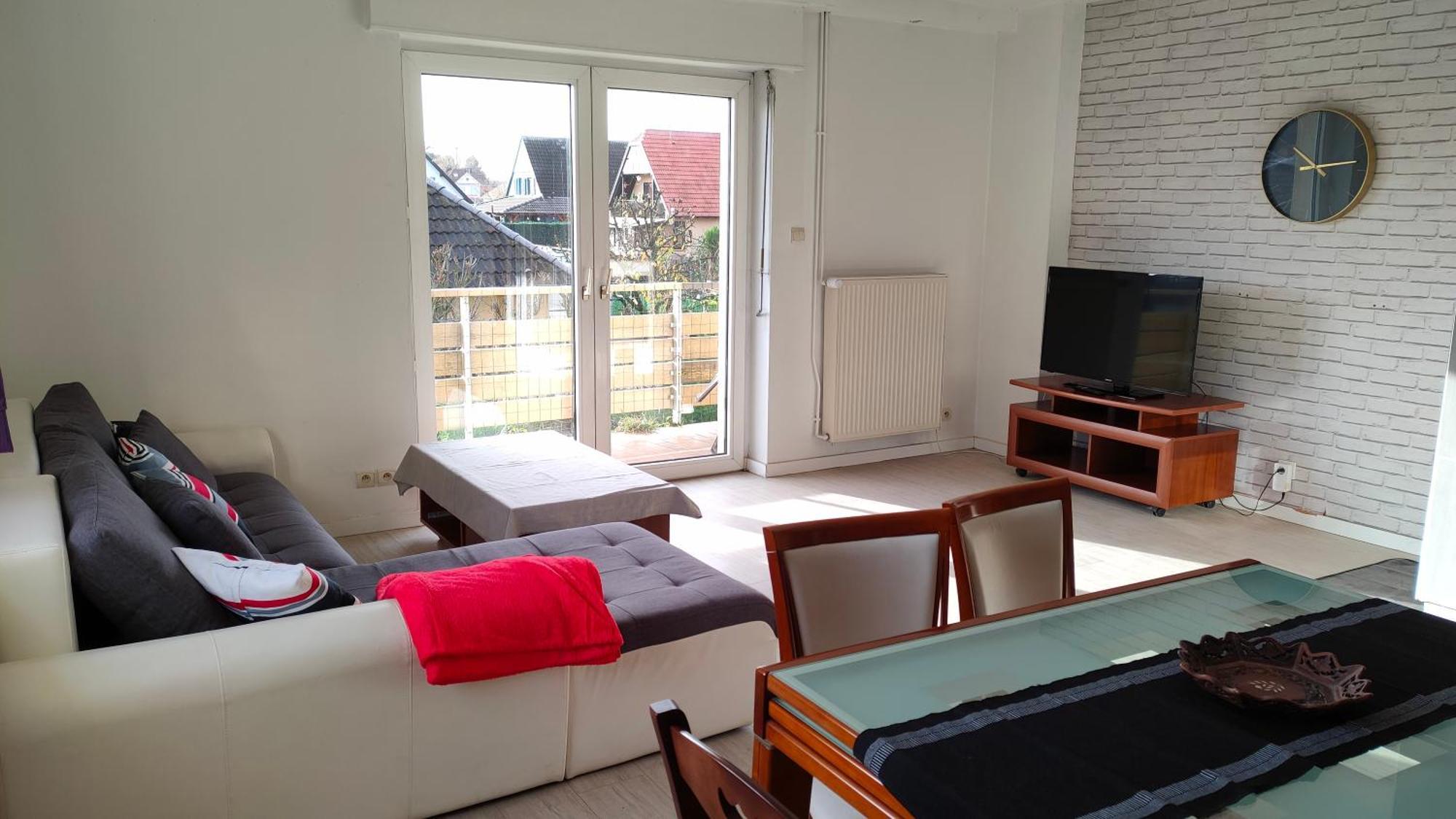 Appartement Les Mirabelles Entre Strasbourg Et Haguenau Bischwiller Bagian luar foto